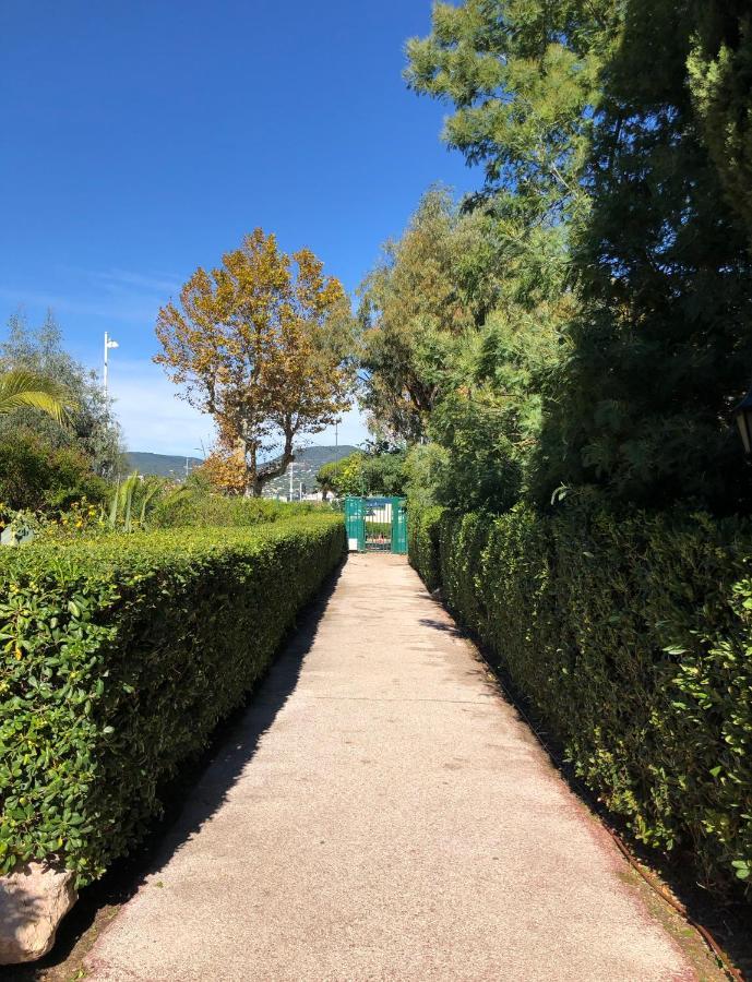 Un Nid A Saint Tropez Lägenhet Exteriör bild