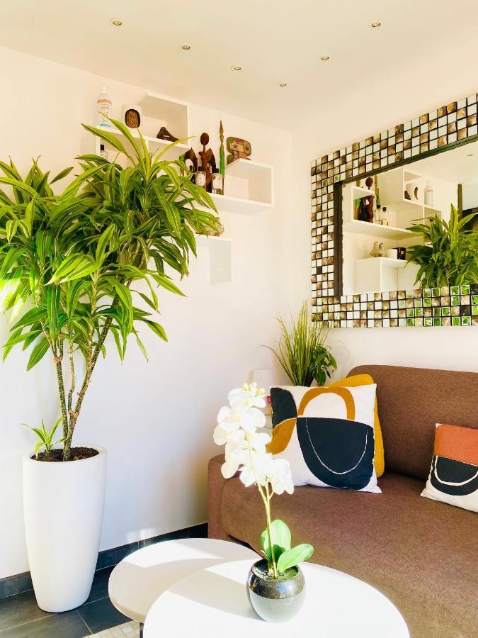 Un Nid A Saint Tropez Lägenhet Exteriör bild