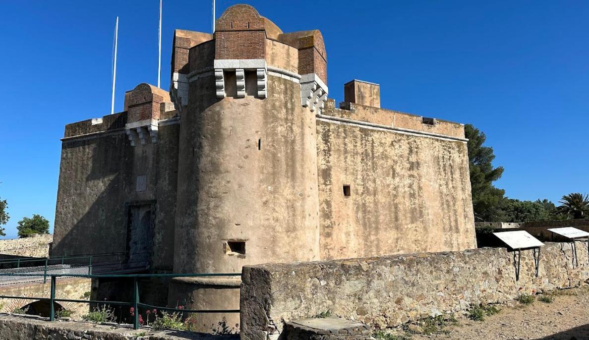 Un Nid A Saint Tropez Lägenhet Exteriör bild